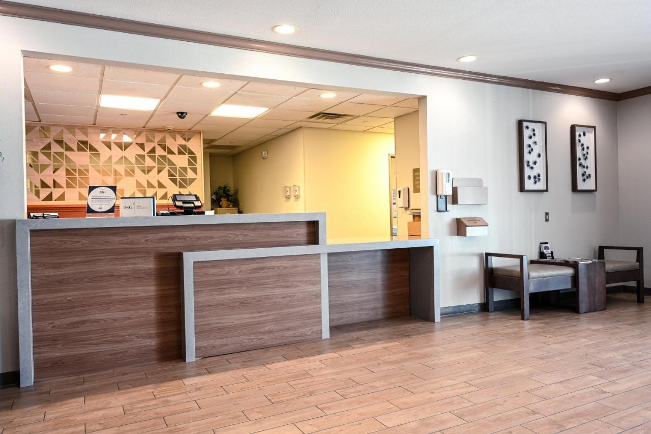 Candlewood Suites Lafayette By Ihg Exterior photo