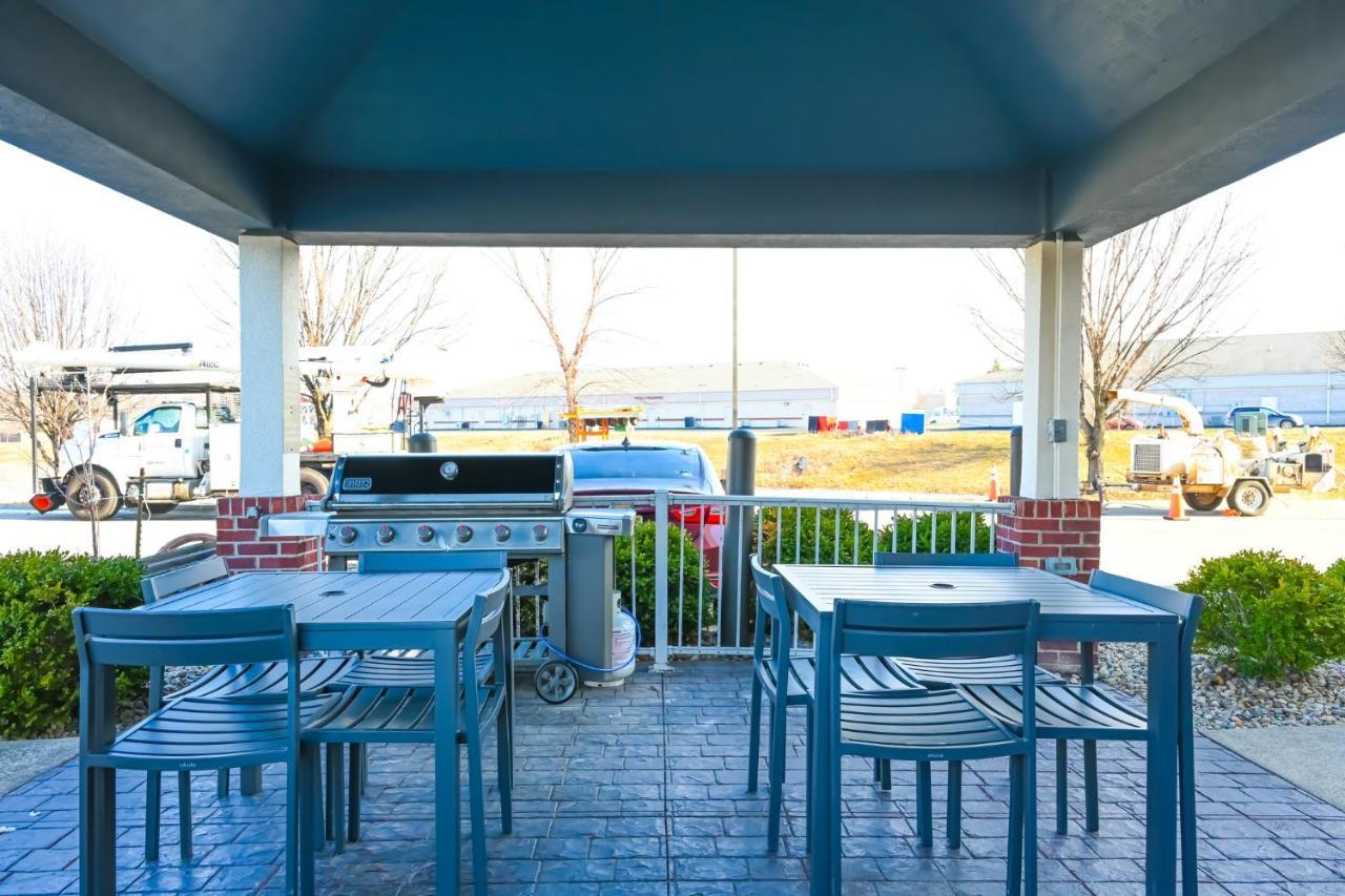 Candlewood Suites Lafayette By Ihg Exterior photo