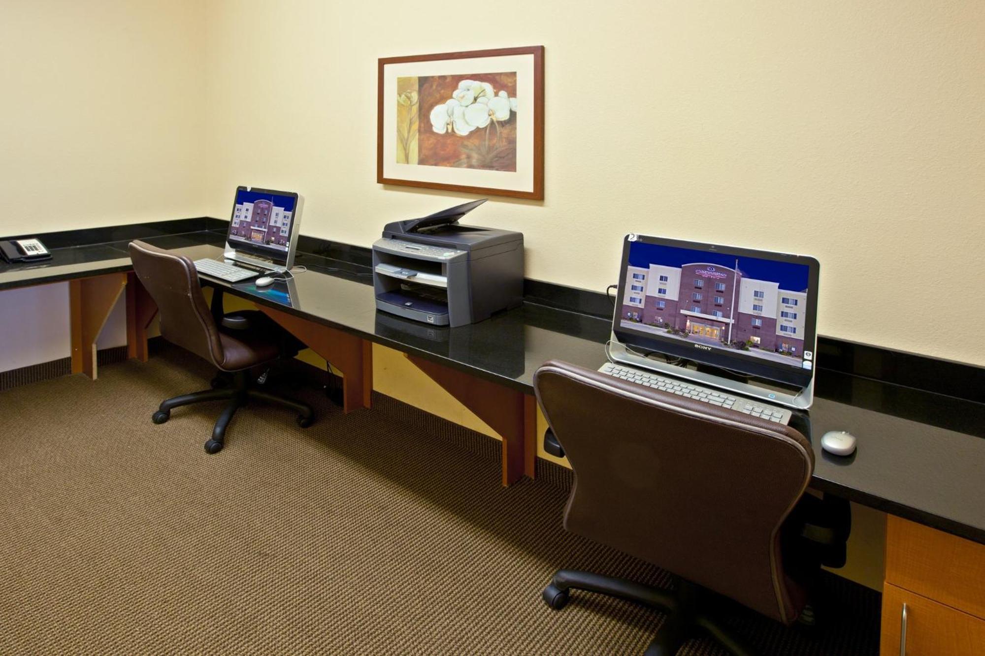 Candlewood Suites Lafayette By Ihg Exterior photo